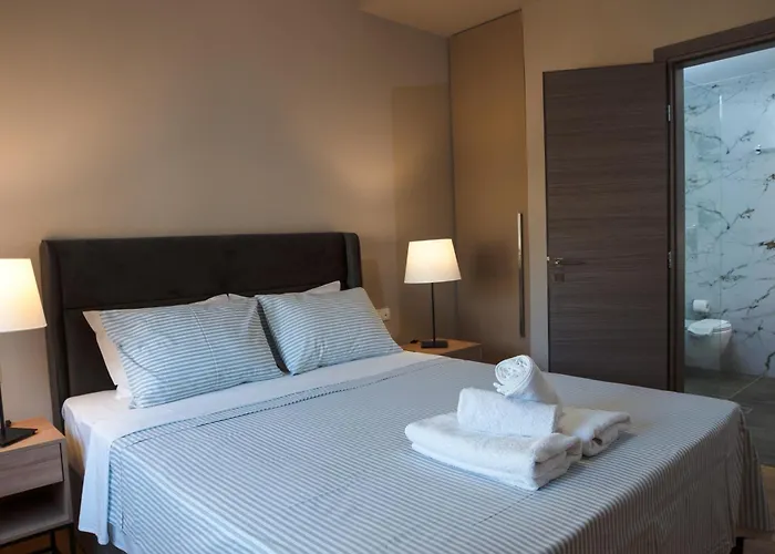 Brand New Three-Bedroom Apartment In Kolonaki, Peridot - Homes