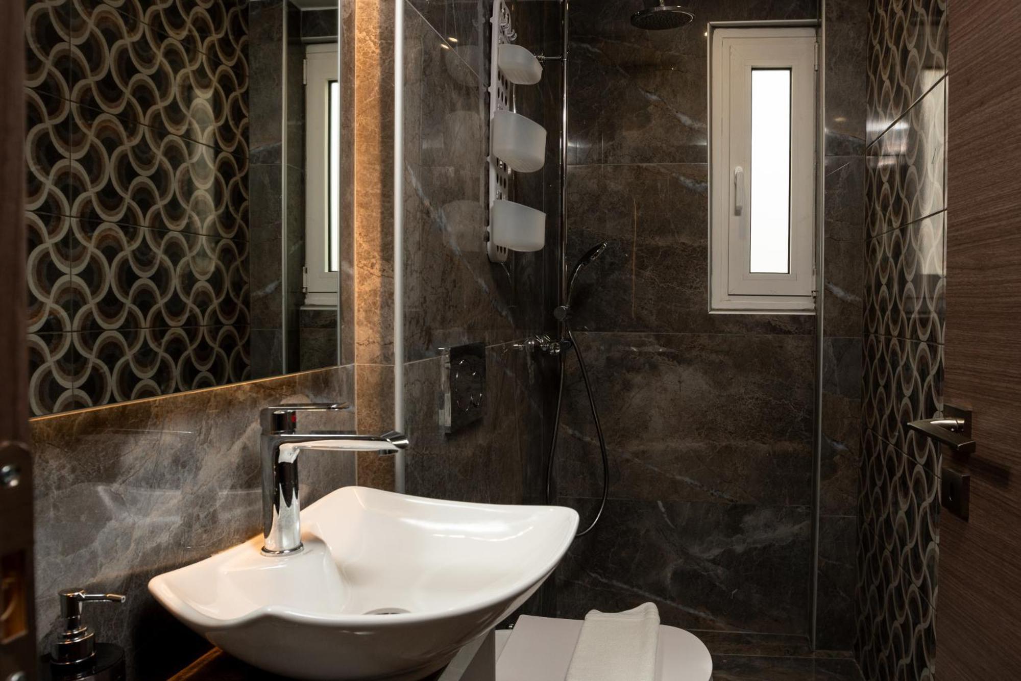 Apartment Brand New Three-bedroom In Kolonaki, Peridot - Homes