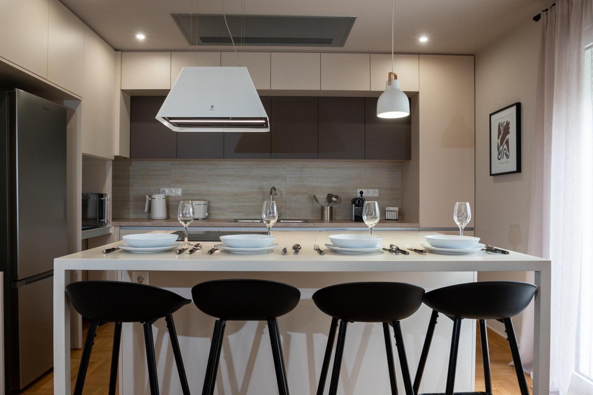 Brand New Three-bedroom In Kolonaki, Peridot - Homes Apartment *