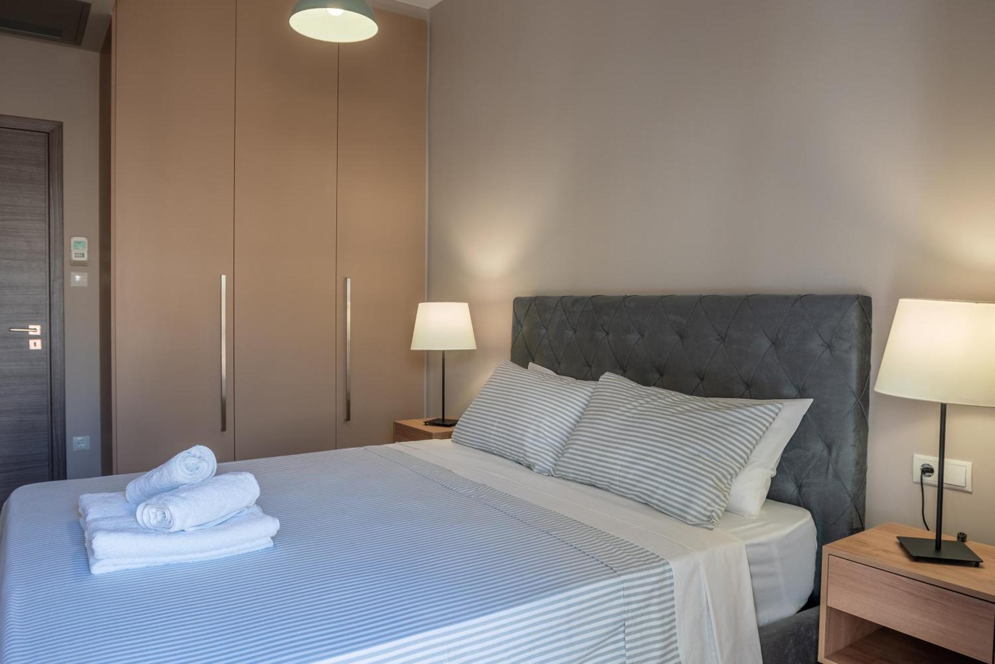 Apartment Brand New Three-bedroom In Kolonaki, Peridot - Homes