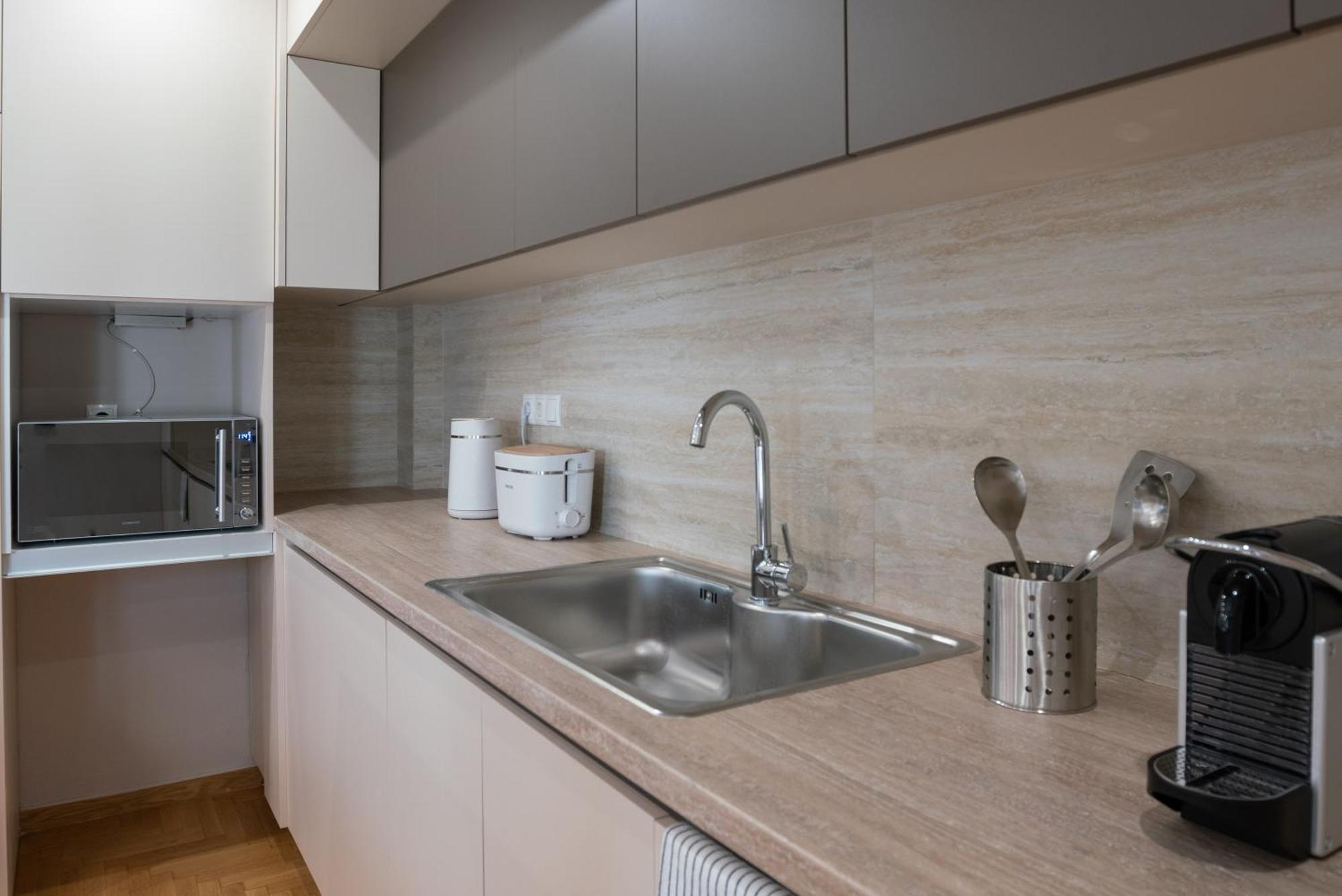 Brand New Three-bedroom In Kolonaki, Peridot - Homes Apartment *